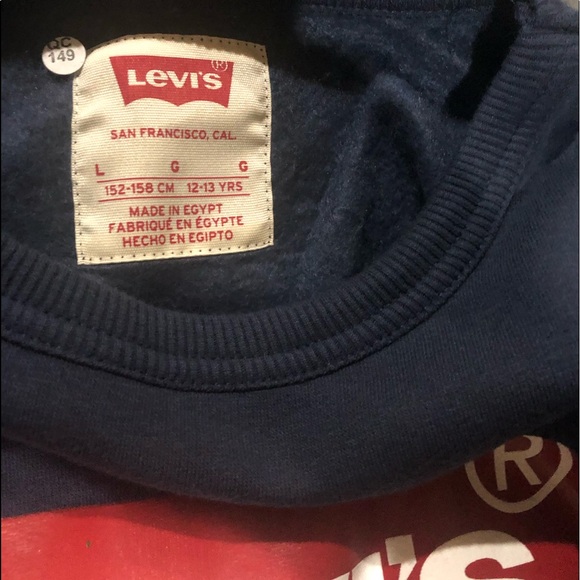 Levi’s Sweatshirt & Jogger - Picture 4 of 4